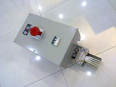 插接式母線(xiàn)槽